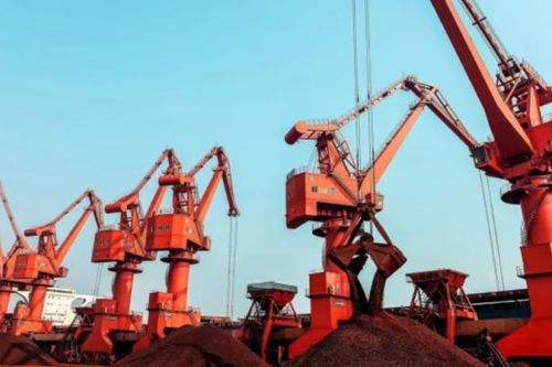 Lý do khiến giá quặng sắt giảm mức thấp nhất trong 5 tháng