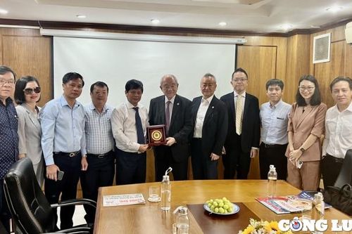 Lãnh đạo Acecook Việt Nam đến thăm và trao đổi hợp tác truyền thông với Hội Nhà báo Việt Nam tại TP HCM