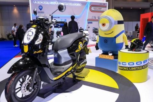 Ra mắt Honda Scoopy bản đặc biệt giá 1.600 USD tại Thái Lan