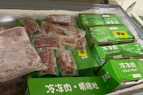 Phát hiện hơn 1 tấn mỡ động vật, lòng non, nầm lợn không rõ nguồn gốc