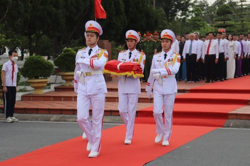 Lễ Thượng cờ Tổ quốc trên đảo Cô Tô