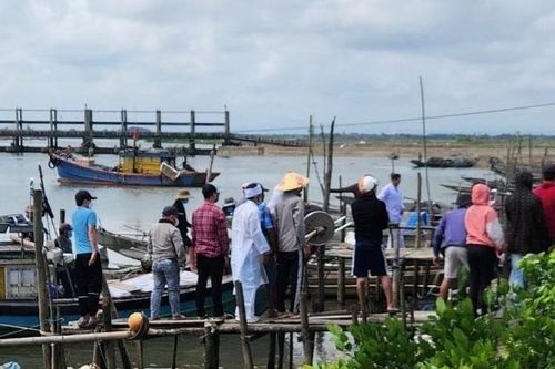 Hai vợ chồng mất tích trên biển ở Quảng Trị: Tìm thấy thi thể người chồng
