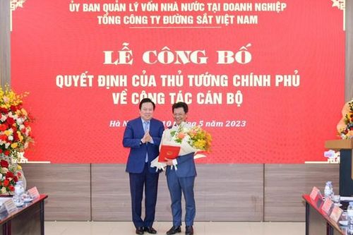Công bố quyết định bổ nhiệm Chủ tịch Hội đồng thành viên VNR