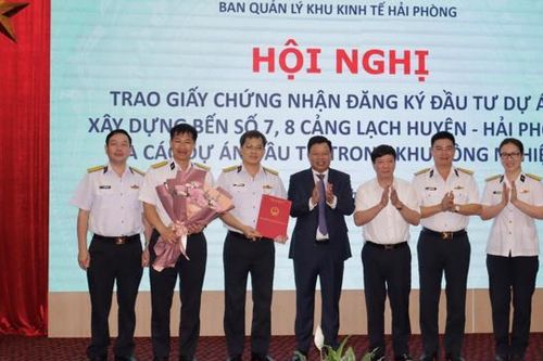 Hải Phòng trao giấy phép đầu tư cho dự án bến cảng gần 13.000 tỷ
