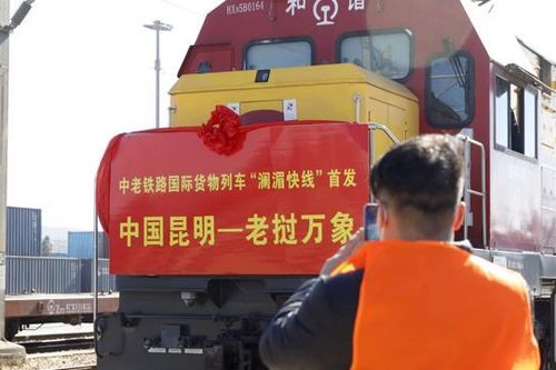 'Ma trận' đường sắt của Trung Quốc phủ khắp châu Á