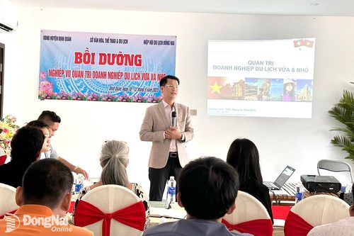 Bồi dưỡng nghiệp vụ quản trị doanh nghiệp du lịch vừa và nhỏ