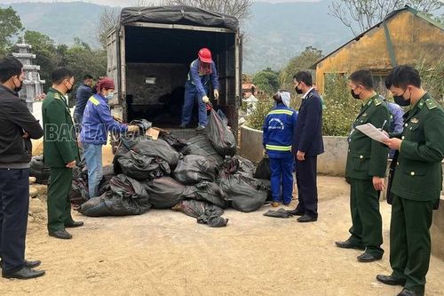 Đẩy mạnh ngăn chặn vận chuyển động vật và sản phẩm động vật nhập lậu qua biên giới