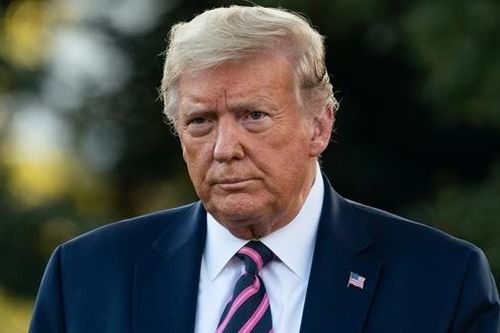 Cựu Tổng thống Trump bị yêu cầu bồi thường nữ nhà văn Carroll 5 triệu USD