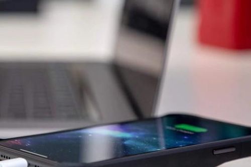 Apple khuyến nghị người dùng cách sạc iPhone đúng cách, bạn đã biết chưa?