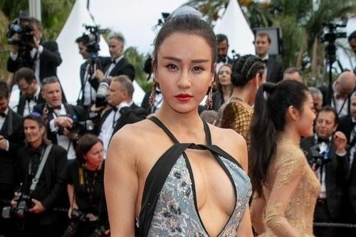 Bất ổn chồng chất đang bủa vây Liên hoan phim Cannes