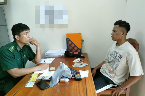 Bắt đối tượng tàng trữ trái phép chất ma túy