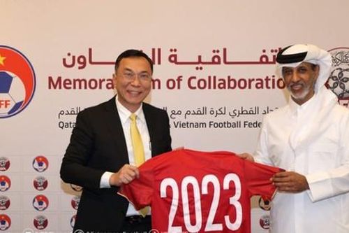 Chủ nhà World Cup 2022 ký hợp tác với VFF, hứa làm hết sức để phát triển bóng đá Việt Nam