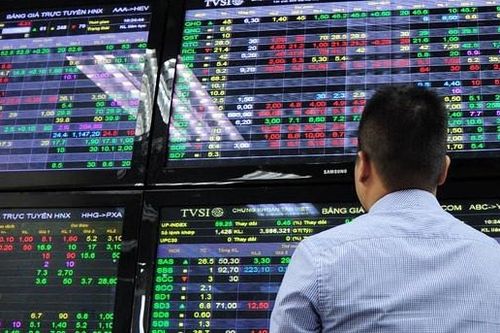 Đem tiền đầu tư chứng khoán, đại gia lỗ trăm tỷ
