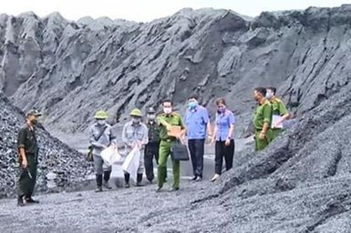 Hai nguyên lãnh đạo Sở ở Thái Nguyên 'tiếp tay' cho khai thác hơn 3,1 triệu tấn than trái phép như thế nào?