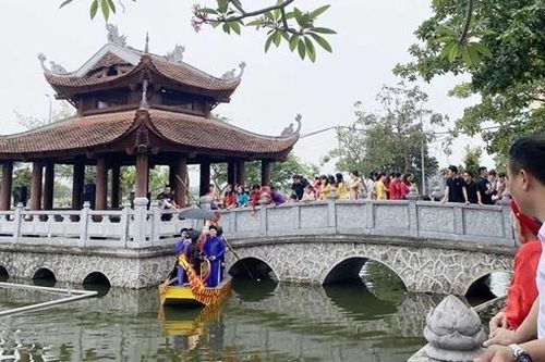 Làng ơi!