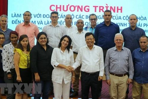 Hải Phòng chia sẻ kinh nghiệm thu hút đầu tư với Đoàn công tác Cuba