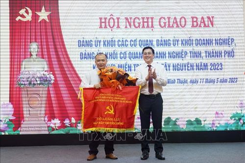 Chia sẻ kinh nghiệm trong xây dựng Đảng khu vực miền Trung và Tây Nguyên