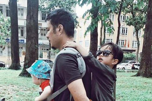Bố dành thời gian chơi với con mỗi ngày sẽ giúp bé học được 5 đức tính tốt