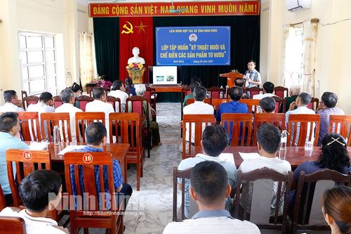 Khai mạc lớp tập huấn 'Kỹ thuật nuôi và chế biến các sản phẩm từ hươu'