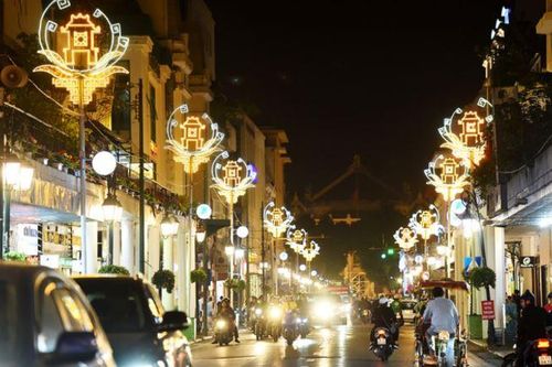 Phát huy trí tuệ, tính sáng tạo trong làm đẹp cảnh quan đường phố Thủ đô