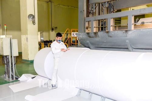 Tạo đà phát triển công nghiệp chế biến, chế tạo