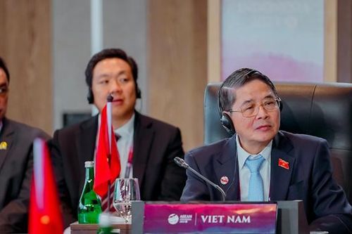 Phó Chủ tịch Quốc hội Nguyễn Đức Hải dự cuộc gặp giữa các nhà Lãnh đạo ASEAN - AIPA