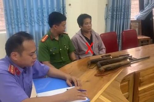 Khởi tố đối tượng tàng trữ trái phép vũ khí quân dụng