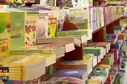 Học sinh Hà Nội sẽ học SGK lớp 8, 11 mới