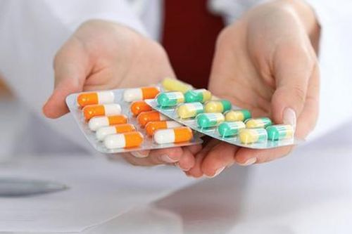 Không được uống rượu khi dùng 7 loại thuốc sau