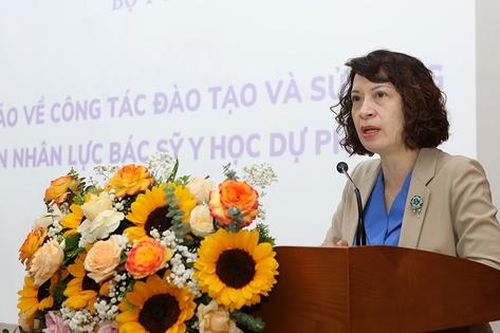 Thứ trưởng Bộ Y tế: Vẫn còn hạn chế, bất cập trong đào tạo và sử dụng nhân lực y tế dự phòng