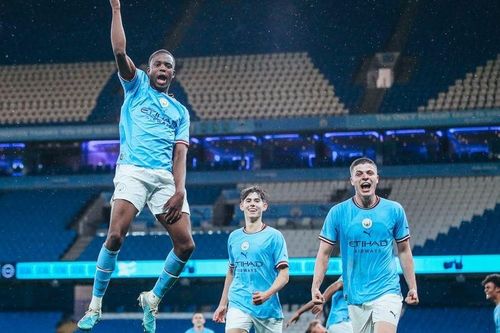 Đội trẻ Man City thống trị bóng đá Anh