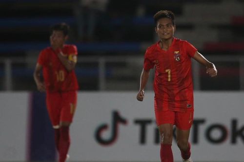 Nữ Thái Lan thua Myanmar ở bán kết SEA Games bởi màn lội ngược dòng không tưởng