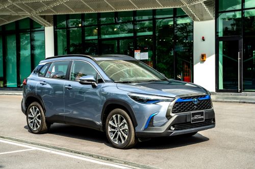 Toyota Việt Nam dẫn đầu thị trường xe du lịch trong tháng 4