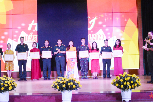Lữ đoàn 971: Nâng cao kỹ năng công tác dân vận thông qua hội thi