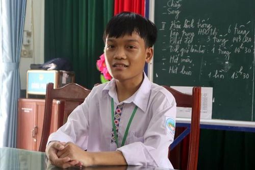 Nam sinh dân tộc Thái chinh phục học bổng 'Trái tim sư tử'