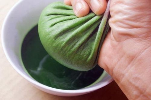 Bệnh nhân suy kiệt sau 1 năm tự đắp thuốc nam trị ung thư vú