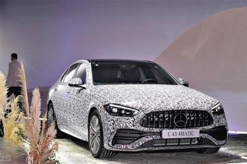 Cận cảnh xe Mercedes-AMG C43 4Matic đầu tiên lắp ráp tại Việt Nam