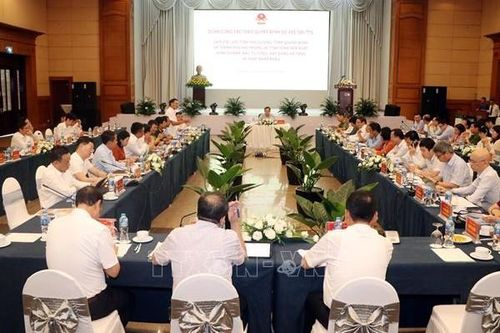 Tháo 'nút thắt', tạo thêm động lực