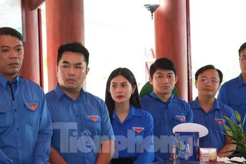Tuổi trẻ Quảng Bình với hành trình về thăm địa chỉ đỏ tại Nghệ An