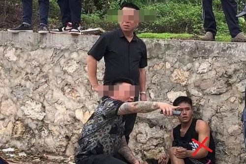 Một phụ nữ nhanh trí giúp bắt gọn tên cướp trên đê sông Đuống