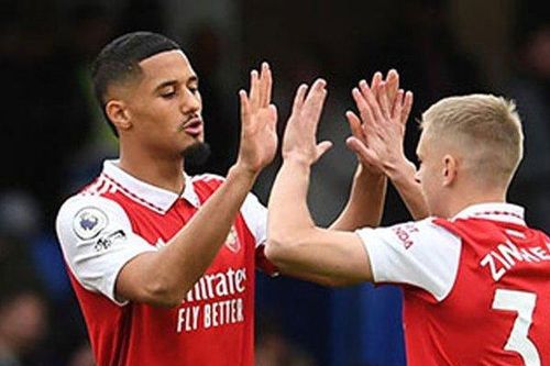 Hai trụ cột của Arsenal nghỉ hết mùa, Arteta như 'ngồi trên lửa'