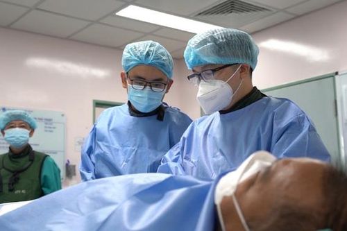 Điều cần biết trong điều trị bệnh tắc hẹp động mạch chi