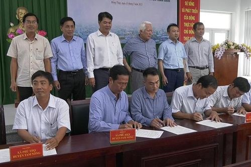 Ký cam kết cộng đồng thực hiện bảo tồn và phát triển bền vững Vườn Quốc gia Tràm Chim