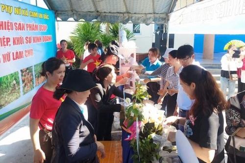 Hội Liên hiệp Phụ nữ huyện Cam Lâm: Tổ chức Ngày hội Phụ nữ khởi nghiệp năm 2023