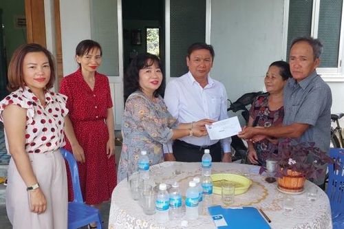 Thăm hỏi 3 gia đình nạn nhân tử vong do bị tai nạn lao động