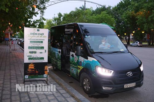 Khai trương 'Chuyến xe Di sản' phục vụ miễn phí du khách