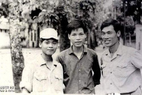 Nhập ngũ