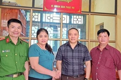 Trả lại 250 triệu đồng do chuyển nhầm tài khoản ngân hàng