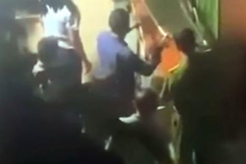 Điều tra vụ thi thể nữ sinh trong phòng trọ