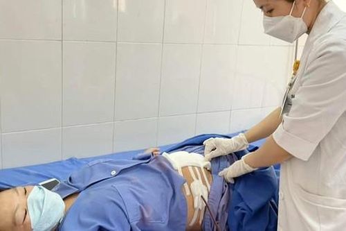 Thai phụ đẻ mổ 3 lần, mắc bệnh lý sản khoa nguy hiểm vẫn 'mẹ tròn con vuông'